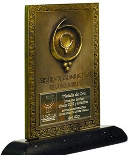 Bodegas Luzón consigue siete medallas 