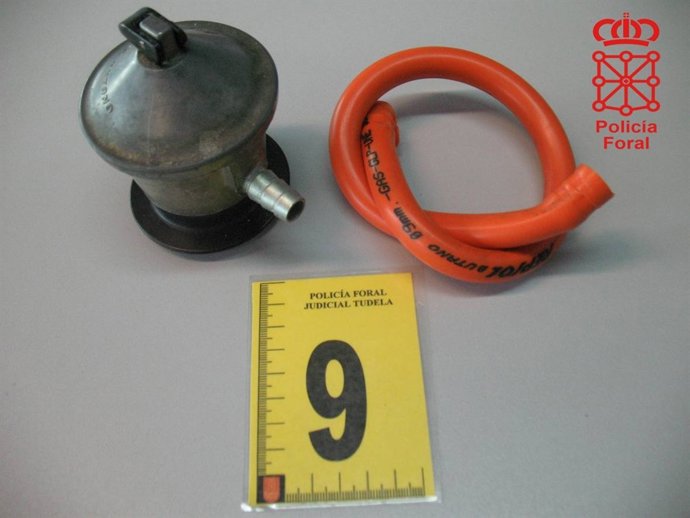 Objetos decomisados a los detenidos.