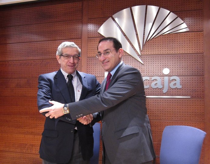 Braulio Medel y el presidente de la CEM