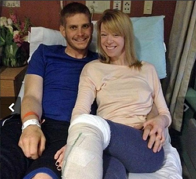 Adrianne junto a su marido