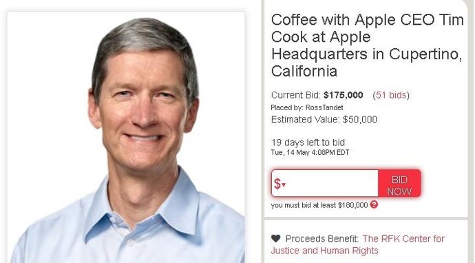 Tomarse un café con Tim Cook por 100000 dólares