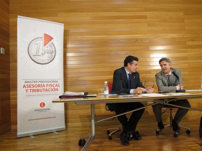 El decano del Colegio de Economistas, Fernando Rubio, y el vicedecano