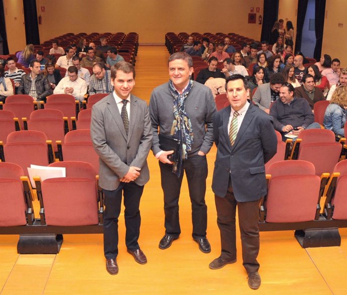 Priego, Delgado y Expósito en la inauguración de las jornadas
