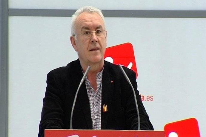  El Coordinador General De IU, Cayo Lara,