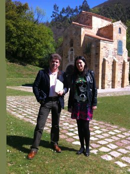 Alfonso Román López y Susana López Ares