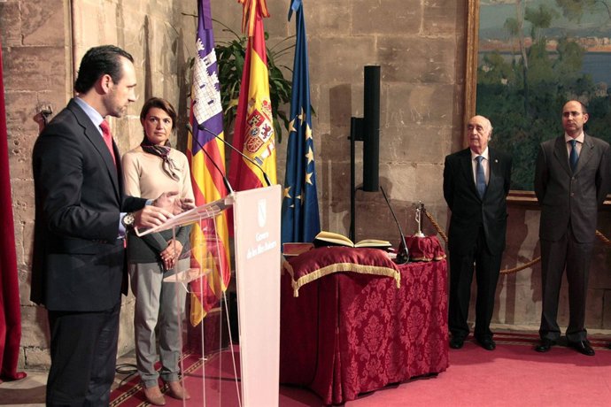 Bauzá en la toma de posesión de Pedro Aguiló