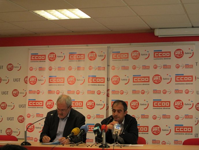 Sánchez Aguión (CC.OO.) y Gómez (UGT) en rueda de prensa