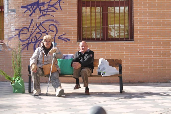 TERCERA EDAD, ANCIANO, VIEJO