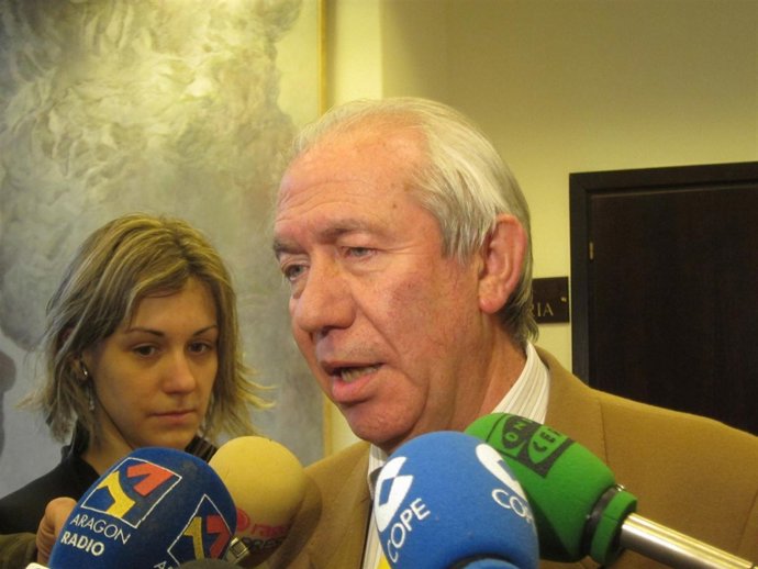 El consejero de Economía y Empleo del Gobierno de Aragón, Francisco Bono.