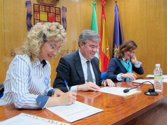 El alcalde junto a Cárdenas y Chamorro hoy