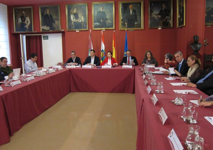 Gamarra se dirige a los miembros del Consejo Social esta mañana