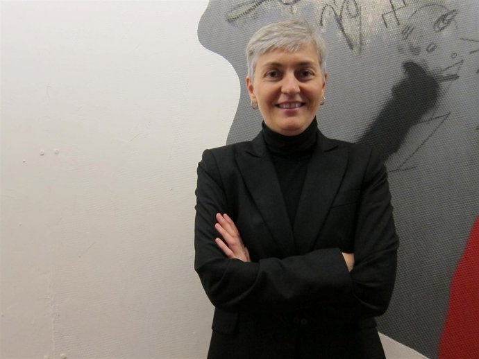 La directora de los Tallers Oberts Barcelona, Magda Polo, en la sede del FAD.