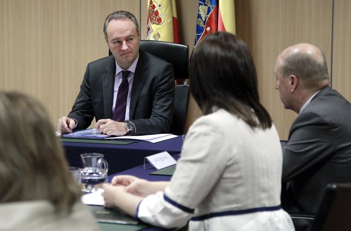 Fabra preside el pleno del Consell