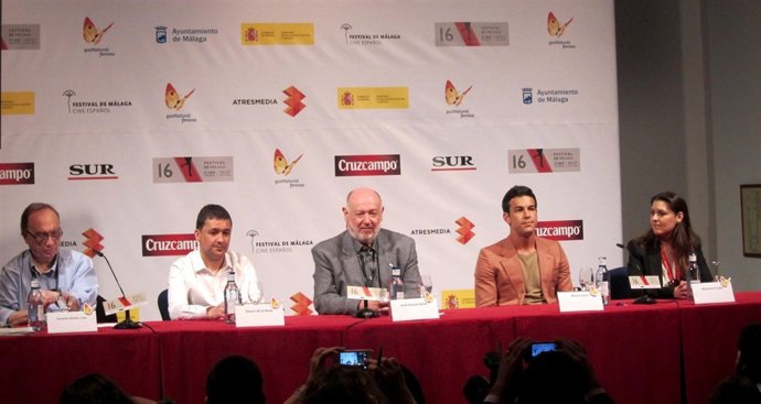 Equipo de 'La mula' en el Festival de Cine de Málaga