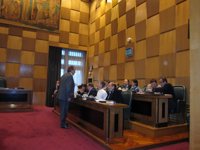 PSOE, CHA e IU piden que el Ayuntamiento impulse y utilice los servicios de la banca ética