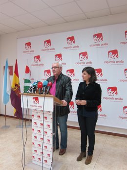 Cayo Lara y Yolanda Díaz, en la valoración del Consejo de Ministros