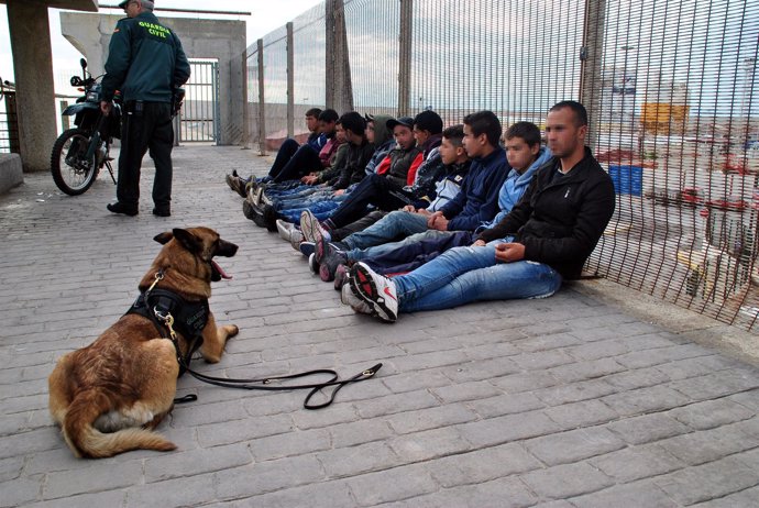 Supuestos polizones interceptados en Melilla