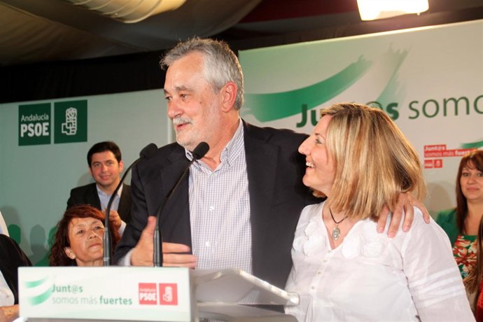 Griñán, junto a Irene García, en el Comité Provincial del PP de Cádiz