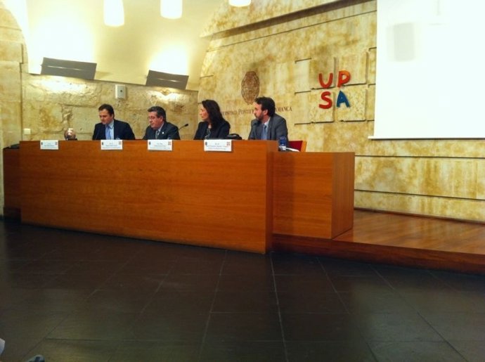 Entrega del premio Asfáleya a la UPSA