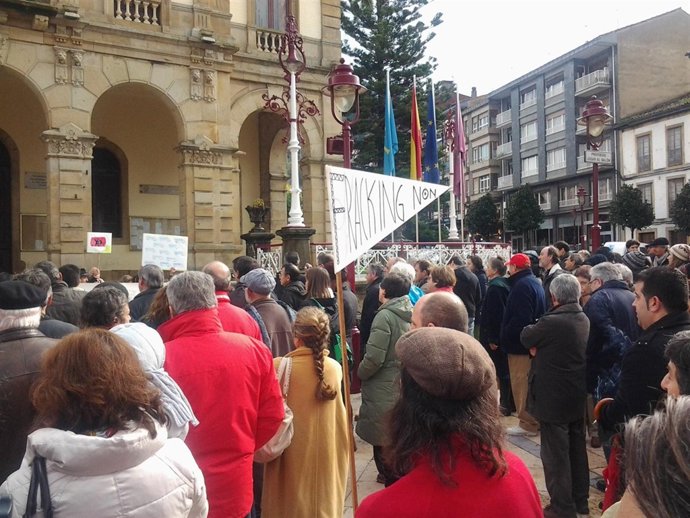 Manifestación contra la  fractura hidráulica o 'fracking' .