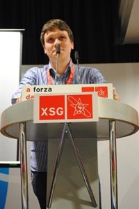 Aitor Bouza, elegido nuevo secretario xeral de las Xuventudes Socialistas de Galicia tras la retirada del otro candidato