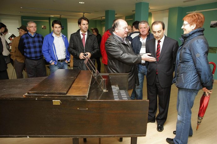 Inauguración centro Villacarriedo