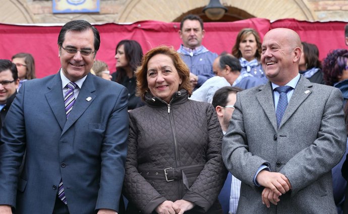 La consejera de Agricultura en la fiesta del Olivo