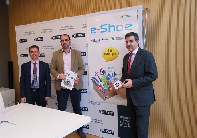 Momento de la presentación de la iniciativa