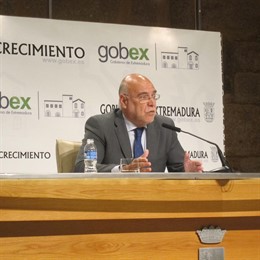 Consejero de Agricultura, Desarrollo Rural, José Antonio Echávarri