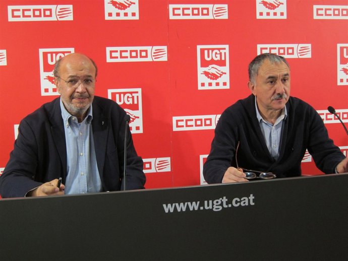 J.C.Gallego y J.M.Álvarez (secr. Grales de CC.OO. Y UGT de Catalunya)