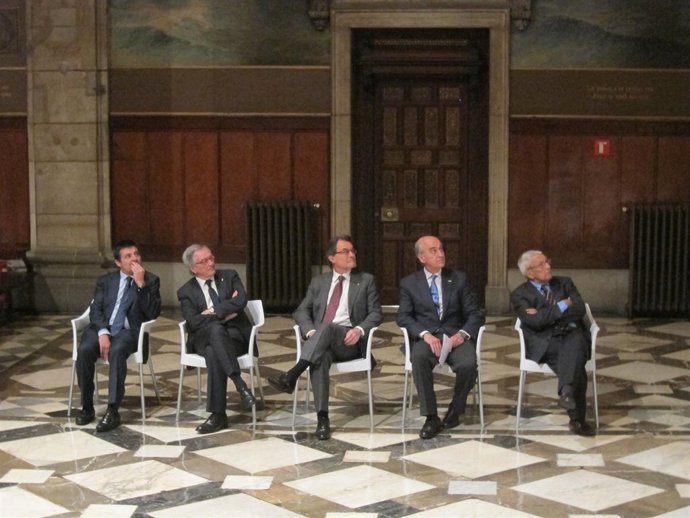 Alcaldes A.Guil y X.Trias-Pte.Artur Mas-V.Aguilera (Circuit C.)-S.Salvadó (Racc)