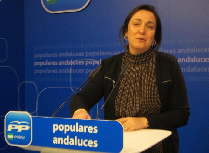 La vicesecretaria de organización del PP-A, Ana Corredera, en rueda de prensa 