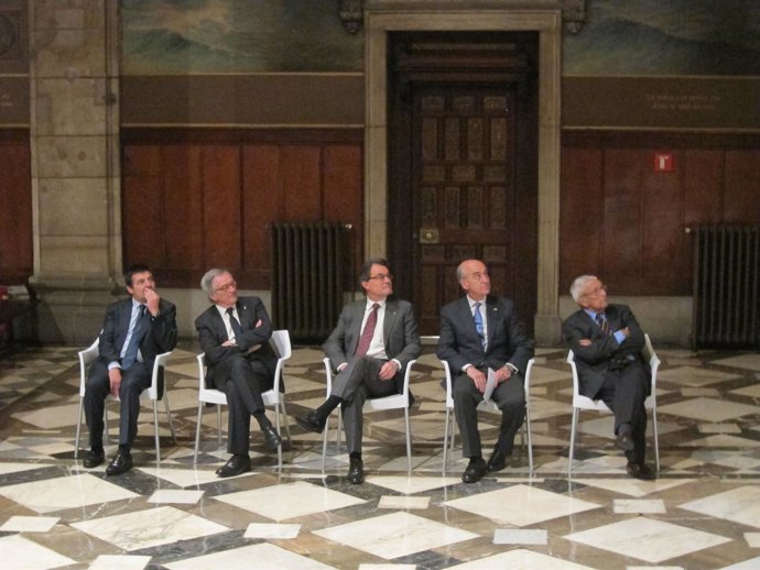 Alcaldes A.Guil y X.Trias-Pte.Artur Mas-V.Aguilera (Circuit C.)-S.Salvadó (Racc)