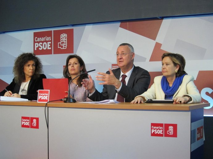 Caldera, en la presentación del informe