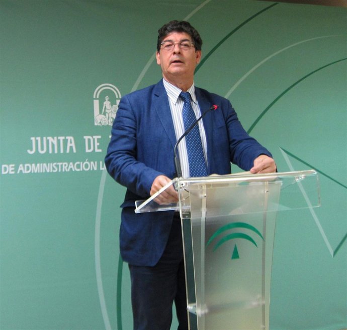 Diego Valderas, hoy ante los medios