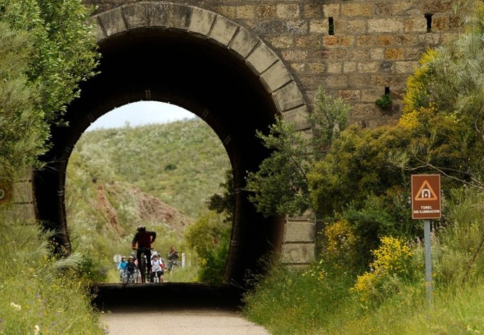 Ruta por la Vía Verde de la Sierra de Sevilla