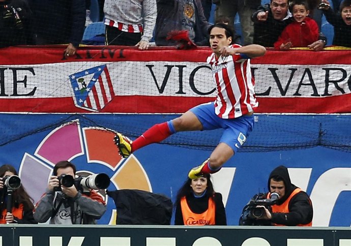 El delantero del Atlético de Madrid Radamel Falcao celebrando un gol 
