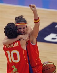 Lucas Mondelo da la lista de 15 jugadoras para disputar el Eurobasket de Francia