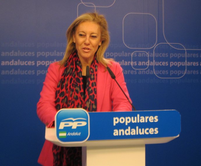 La vicesecretaria de Economía del PP-A, Carolina España, en rueda de prensa
