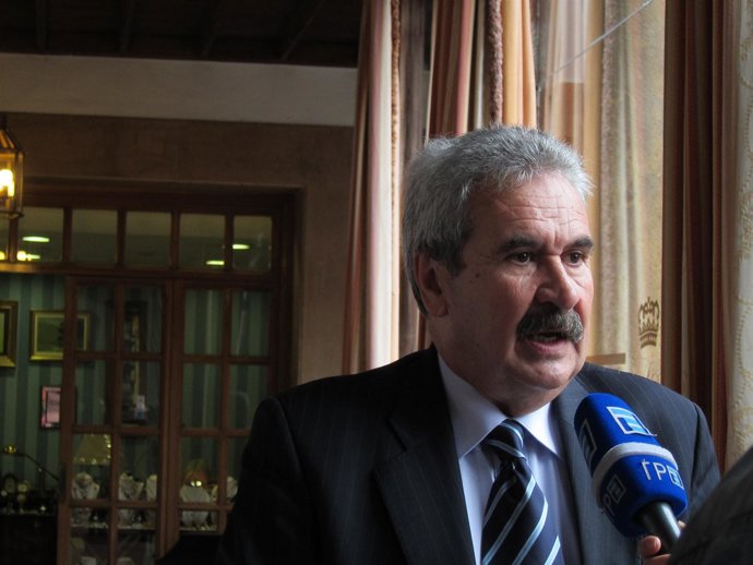 El Consejero De Economía En El Reconquista 