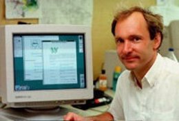 Tim Berners Lee en 1994 www