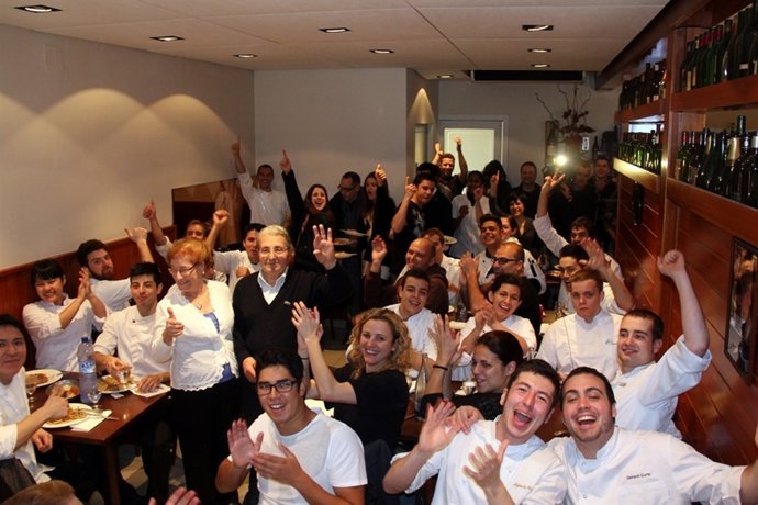 Trabajadores del Celler de Can Roca y los padres de los hremanos Roca