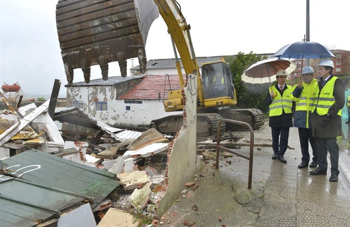 Derribo de las naves de Gamazo