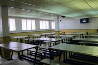 Interior ve necesario el "ambiente carcelario" de los CIE  