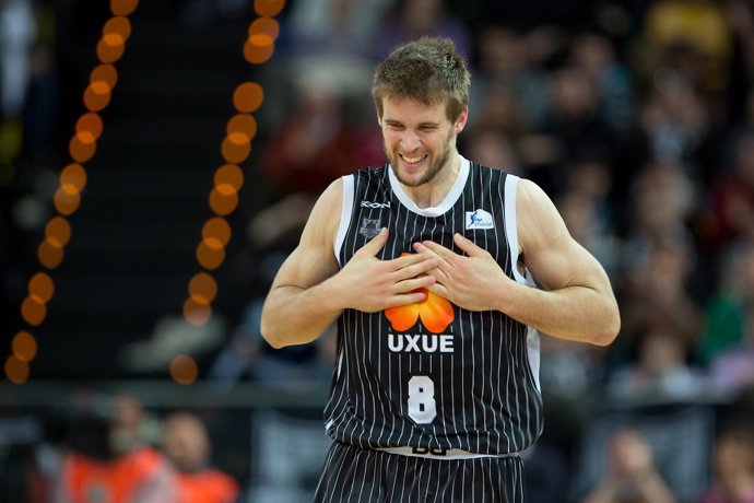 Fran Pilepic Uxue Bilbao Basket