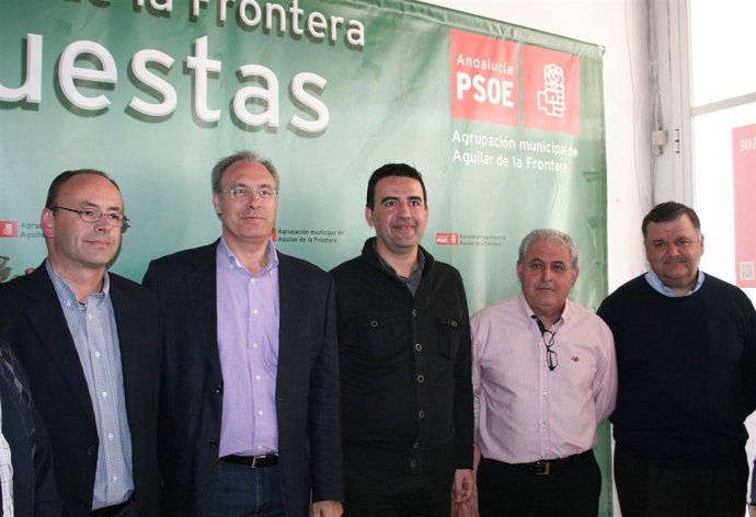 Responsables del PSOE, en Aguilar de la Frontera (Córdoba)