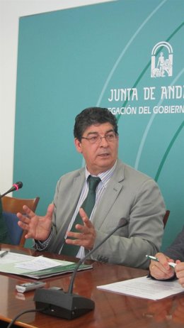 El vicepresidente de la Junta de Andalucía, Diego Valderas, en Huelva.