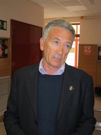 El director del albergue municipal califica de "normal" la situación actual y desmiente una ampliación