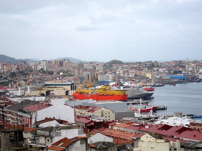 Vista Del Astillero Barreras En La Ría De Vigo