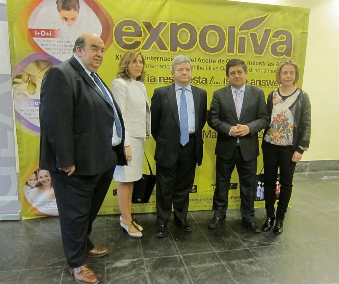 Romero y Burgaz (centro), junto a García, Reyes y Sabalate antes de la jornada.